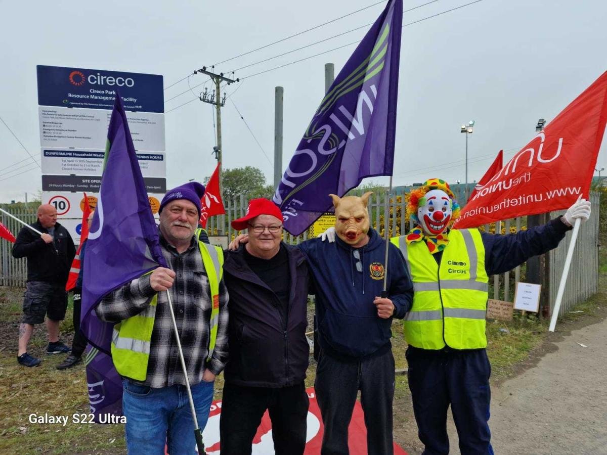 JohnGil67338838's tweet photo. "Our members are of the opinion that they are taking profit before people – it is all about profit for them," said Mr Gillespie.

"They are taking profit before health and safety and trying to union bust (where members are not encouraged to be part of a union)." https://t.co/Y4zM7IbV6A
