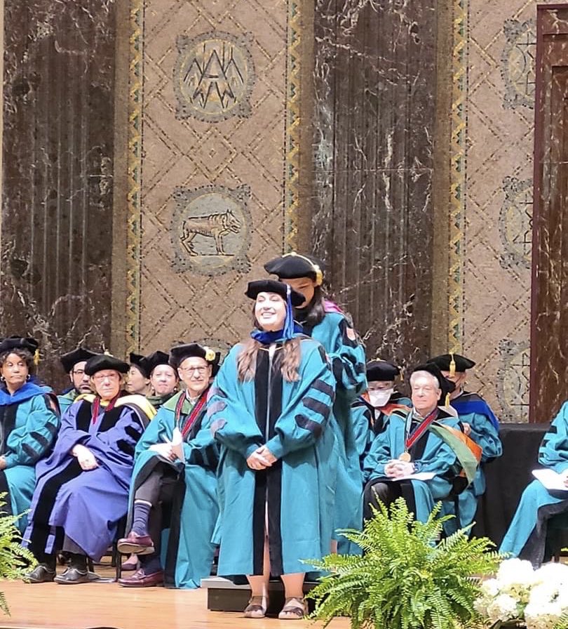 KatherineFuh's tweet photo. What a special & inspiring day! Emilee Kotnik’s hooding ceremony was filled w excitement - symbolizes years of work and new discoveries in ovarian cancer. #papercomingsoon @tripleEkotnik @WUSTLdbbs @IMSD_WUSTL @gyncsm #luckytobeapart https://t.co/hktiJrrb8n