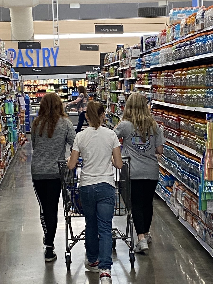 HCS_SpecialEd's tweet photo. Students from @EHMSBruins went to @Walmart and @Lowes today for community based instruction! @HardinCoSchools #hcsbettertogether #communitybasedinstruction https://t.co/vgoXHgVOwR