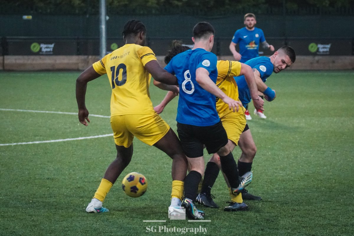 seangolding2's tweet photo. Uea v lakenheath @CSNLeague junior cup https://t.co/wpZfWugIyC