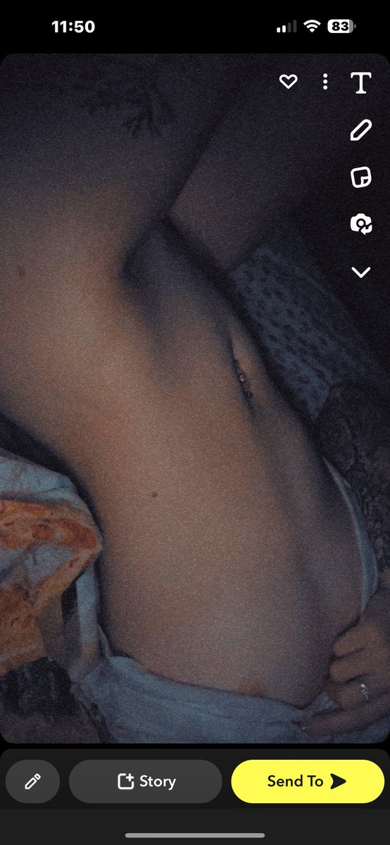 Amie62326760582's tweet photo. https://t.co/IqLfSFkB5f

Come on everyone what’s going on!?? Go check it out you won’t be disappointed! Help me out 🥵😈 https://t.co/dmbCPKbh6Q