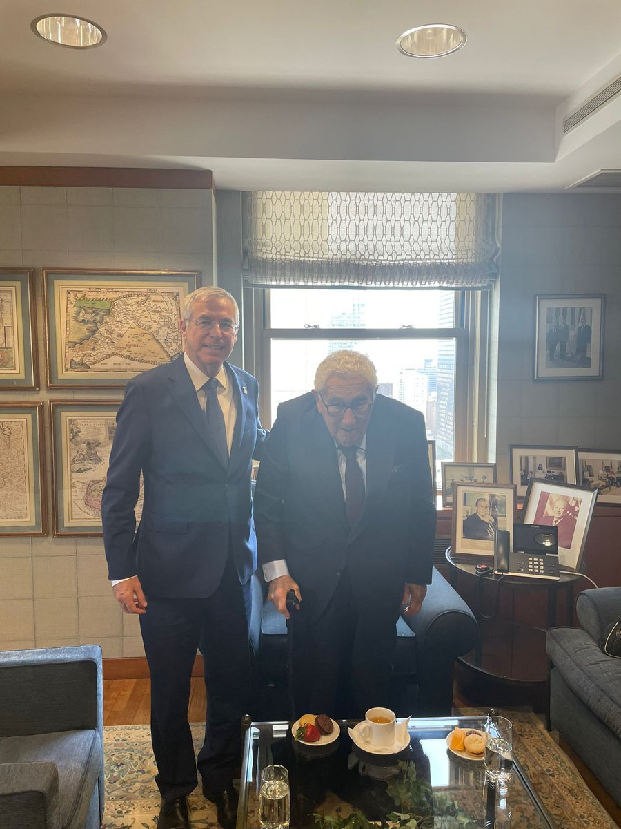 AmbHerzog's tweet photo. I had a fascinating meeting with Dr. Henry Kissinger, a giant of American diplomacy. We discussed the complex global arena and its implications for Israel and the Middle East. As we mark #Israel75, we also touched upon Israel’s achievements and challenges. https://t.co/e39WbxjRnY
