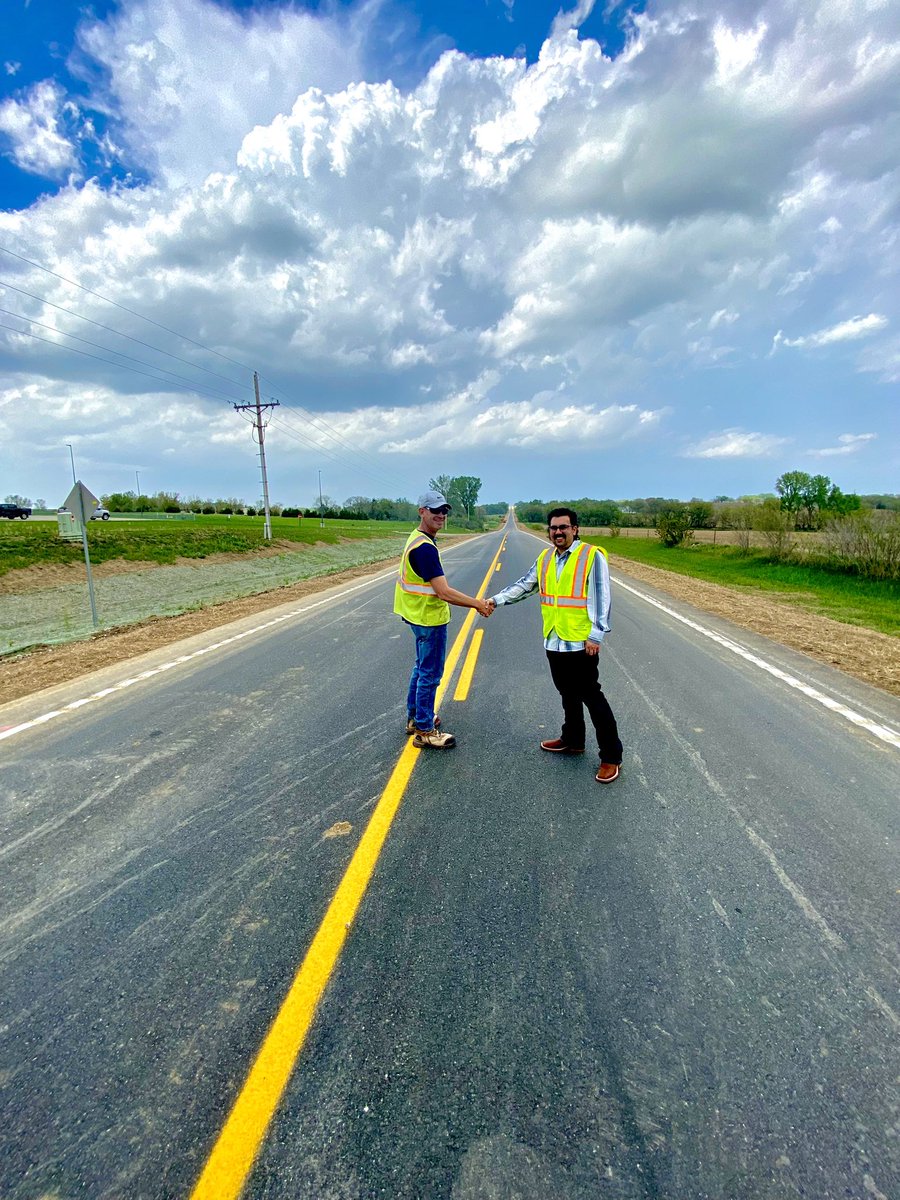 LancCoEng's tweet photo. Check out some photos of the opening of SW 14th!!! https://t.co/kLQRKIniRi