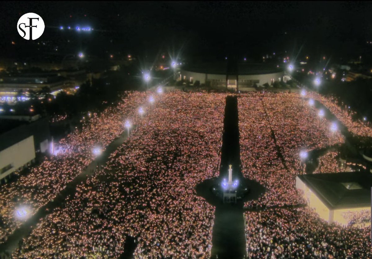 CatholicSat's tweet image. Right now in Fatima, Portugal