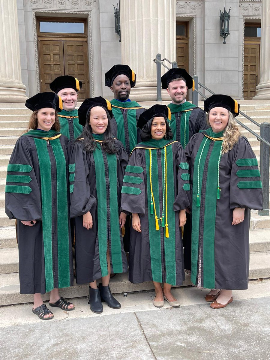 Walked across stage last week and can finally go by Dr.² Iffy!

Now to find an apartment in Jersey before starting intern year!
