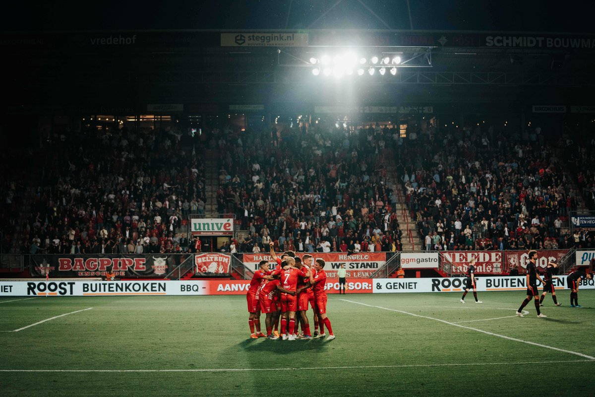 FC Twente tweet media