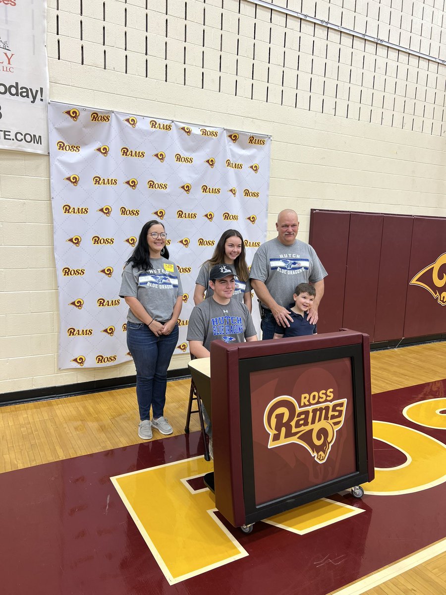 RossRams1's tweet image. Undoubtedly one of the more unique signing days we’ve ever had!  Congrats to Ray Beneker for signing as a member of the Livestock Judging Team at Hutchinson Community College in Kansas!  #GoRams  #AllHail  #RossBetterTogether  @HutchCCNews