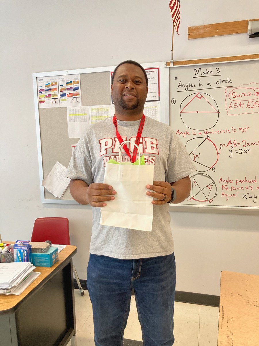 DrMutawally's tweet image. And just like that, #TeacherApprecationWeek 2023 has come to an end but let's normalize THANKING our teachers daily. Thank you to our @PagePtsa for the great raffle prizes today. #Teachers remember, "stay hydrated" (see the comments section). 

#DreamBIG #education