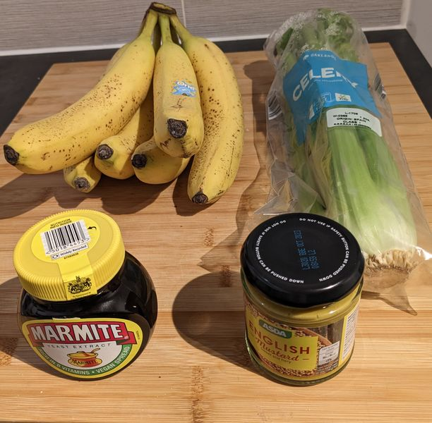 Oh lord its happening! Here is the provisional schedule for tomorrow and yes I do have banana's, celery, marmite and mustard.......

twitch.tv/grassomaniac
tiltify.com/@grassomaniac/…
#streamforsamaritans #MentalHealthAwarnessMonth