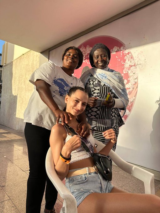YvonneLowe - Best hairdressers @Fuerteventura Fate and Maria *just 2 super nice Lady beside the Juicy Cuture shop. If You are here with your gf go find these ladies 'cause they are doing amazing hairs and they are super kind and welcoming ❤️#fyp #hair #kindness #best #adventure #vacation https://t.co/37Yl3noenw