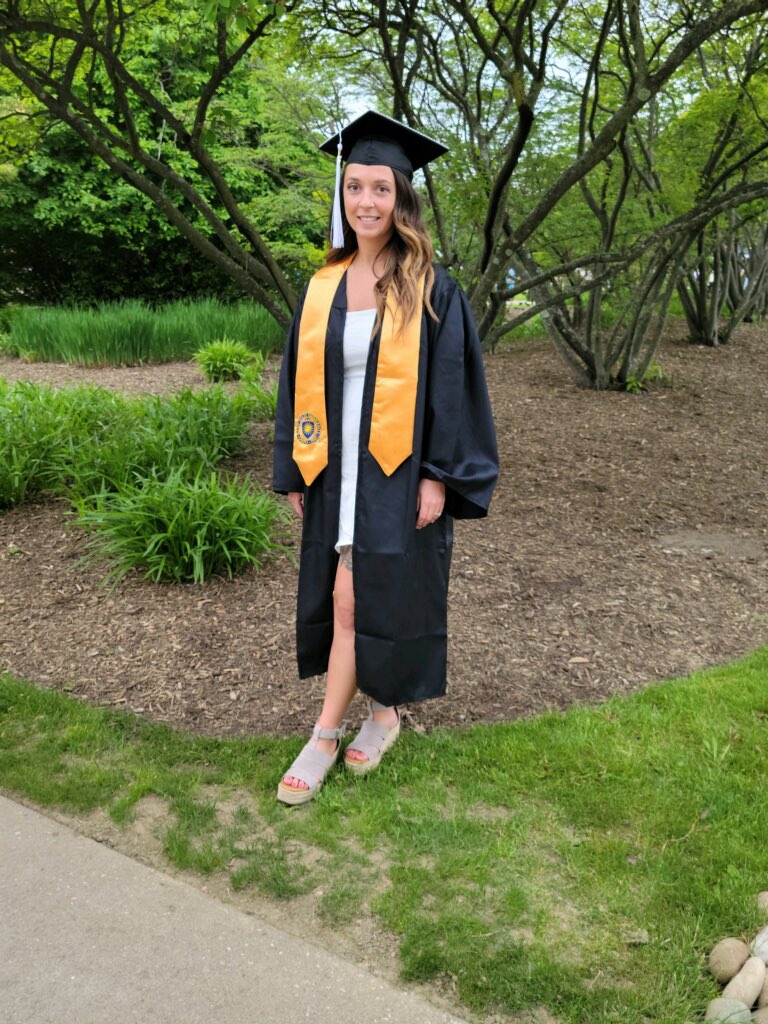 jdelillo48's tweet photo. Congratulations Grad! #FlashesForever https://t.co/6T0UGaGUJM