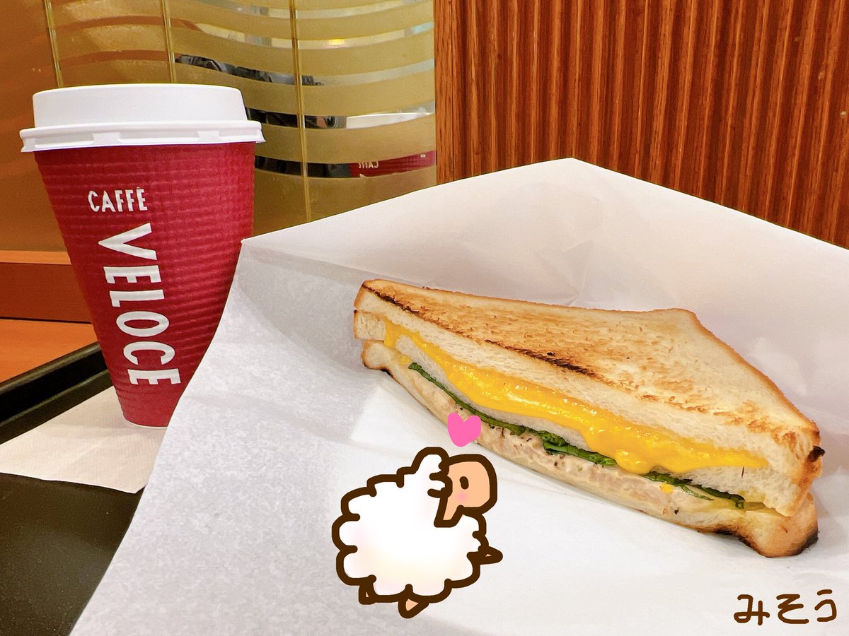 sheepdoS's tweet photo. 今朝、大阪にきました☺️
珈琲店でモーニング！
チーズ入りのサンドイッチが美味しかったです🥪✨

今回も半年間走り切った、締めくくりとして
修了パーティー、完了式に参加します。

お絵かきムービーの制作に真剣に取り組んだ
濃い、濃いスケジュールをこなした
私、エライ！

これからも頑張るぞ！ https://t.co/YsbJA34FiE