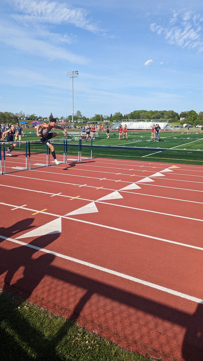 EVENT WINNER!  JACEN MITCHELL takes the 110 meter hurdles with a 15.61! <a href="/FlowerCityTrack/">CoachJohnson</a> <a href="/ERBombers/">ER Bombers Athletics</a> <a href="/PrimetimeBall_/">Primetime585⭕️</a> <a href="/DandC/">Democrat & Chronicle</a>  <a href="/mitchell_jpeg/">Jacen Mitchell</a>
