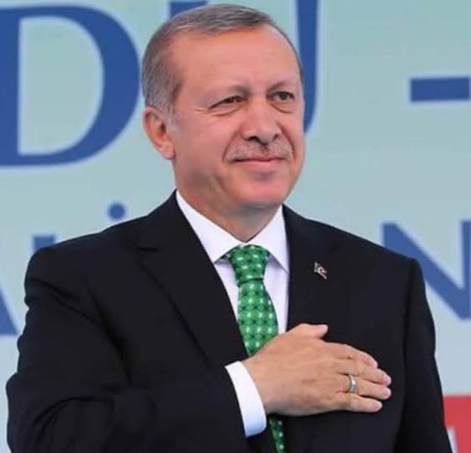 كمواطن  #مسلم هل تؤيد هذا الزعيم العثماني الذي يُعيد للإسلام مجده في #تركيا ؟؟ 

التصويت لكل مواطن مسلم...#الانتخابات_التركية