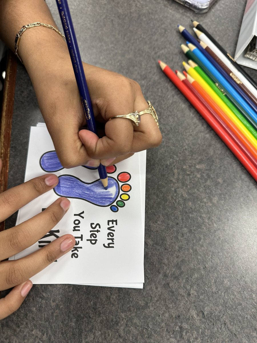JMHSbears's tweet photo. Every step you take- Be kind - Students Against Bullying - Stand Up and Speak Out! @YouthService #GYSD23 #GobalYouthServiceDay #StopBullying @StopBullyingGov @HersheyCompany #HeartwarmingProject @OKCPS @OKFCCLA @okcareertech @studentsrebuild https://t.co/IYszgl9ERM