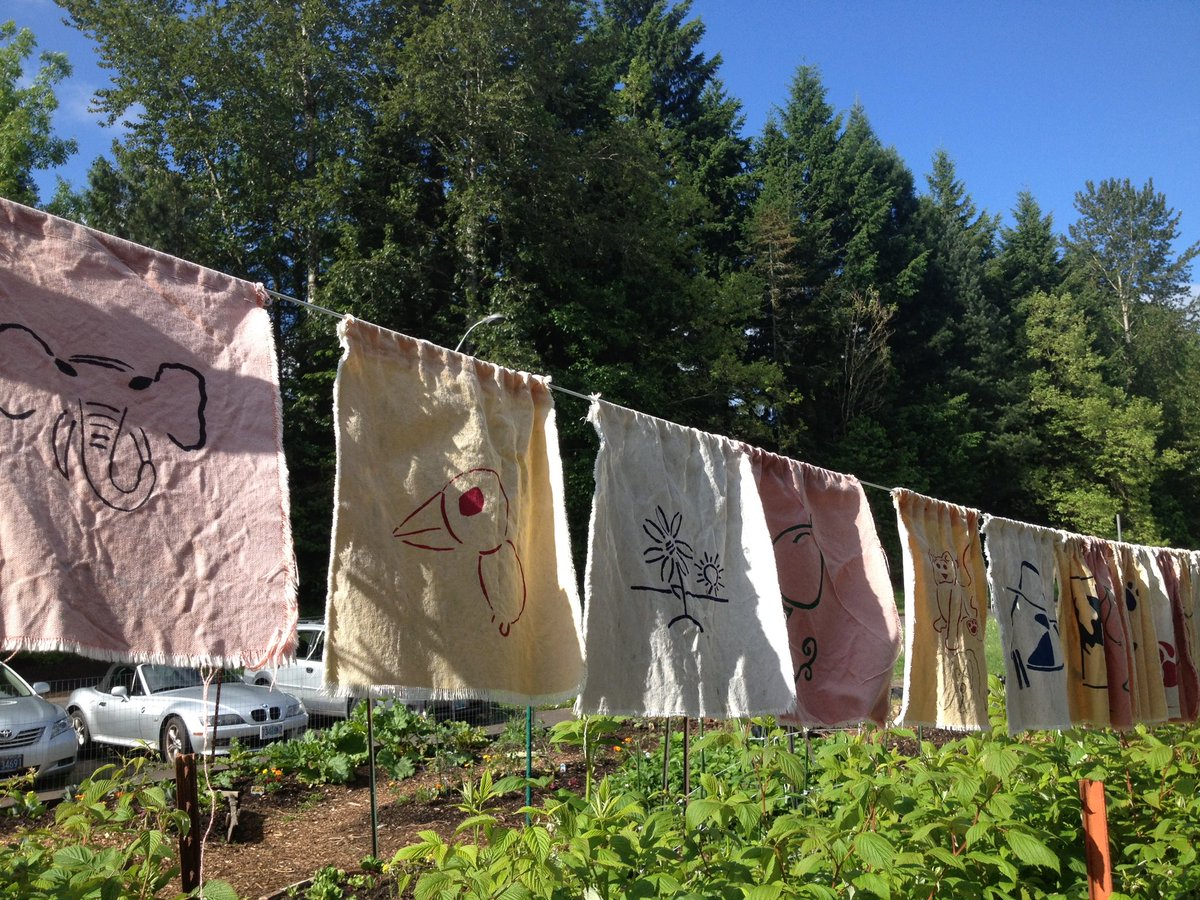 artfullearning's tweet image. Grade 6 students at @jmspps learned about their Concept on #Culture &amp;amp; created beautiful #installationpieces to adorn the outdoor spaces on part of their campus. In order to do this, they studied &amp;amp; reimagined @ChristoandJC's #Masterwork, #TheGates. Take a look!

#ArtfulLearning