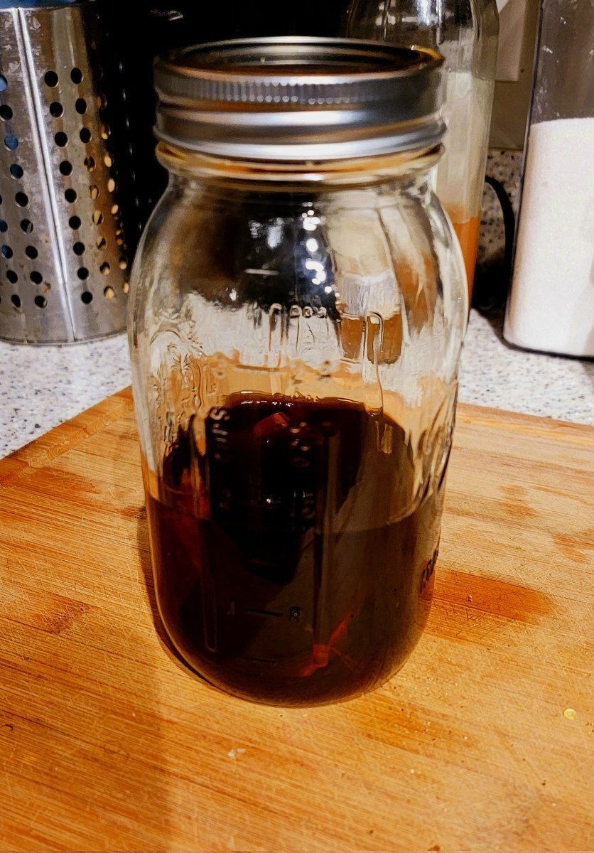 Wonderboy25's tweet photo. Making Earl Grey infused Gin for a cocktail I'm calling "The Captain's Ready Room." I think it might be a riff on a mule. As ginger goes great with both Gin and Earl Grey. Couple dashes of bitters to bring out the spices. What say you @ToddStashwick @How2Drink any tips? #startrek https://t.co/oslgx9GOkC