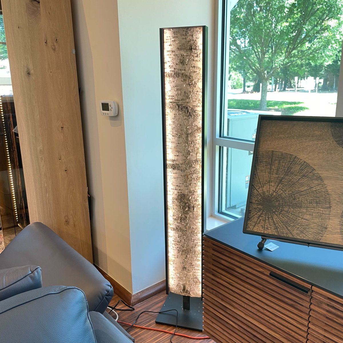 AmbienteNC's tweet photo. Illuminate your home with the warm and modern design of this Hartmann birch floor lamp. Add a touch of elegance to your decor with our unique lighting options. Visit us today and let us help you create the home of your dreams! https://t.co/CQj08CTbPy