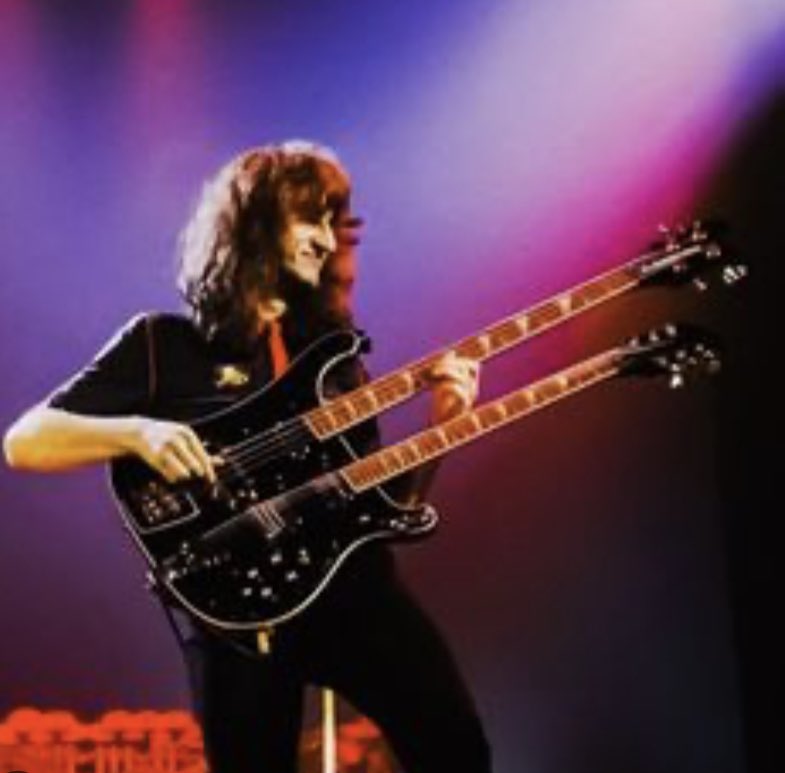 “Playing live is such a total visceral experience, and really, as a musician, you're trained from the beginning to be a live performer.” ~ Geddy Lee Thank Ged it’s Friday! #RushFamily #RIPNeilPeart