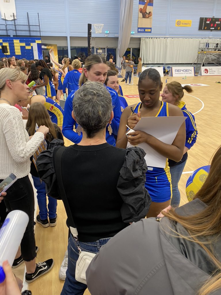 HanhamPE's tweet photo. What an experience for our students. Dream big! Thanks @TeamBathNetball #hanhamkidscan @HanhamWoods https://t.co/9t72xbZJNP