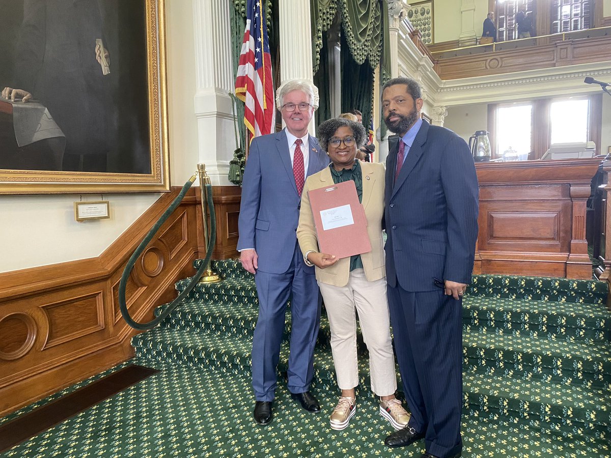 BowersForTexas's tweet image. The Texas CROWN ACT HAS PASSED the Texas House and Texas Senate, we now await the Governor’s signature, for it to be signed into law! I’d like to thank everyone for your support and work toward this Herculean effort! It took all of us and we can say now, “We did it, together!