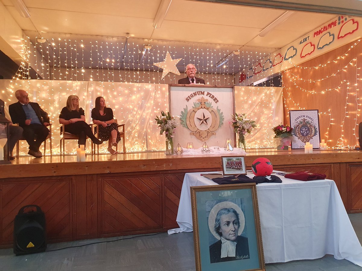 Le Chéile Schools Trust tweet media