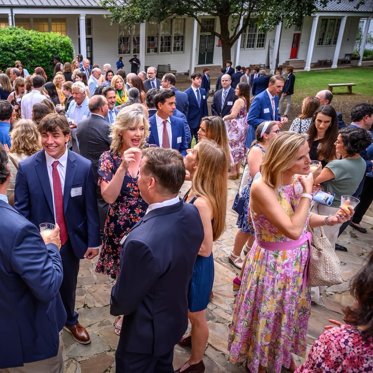 MPCountryDay's tweet photo. On #Thursday evening, @MPCountryDay was alive with excitement as we gathered to honor our beloved #seniors and their families at the annual #SeniorSupper. The #Classof2023 celebrated their achievements, reminisced on cherished memories, and received their yearbooks. It was truly a #night to remember, filled with laughter, tears, and a sense of #pride that permeated throughout the room. We are so proud of our seniors and wish them all the best as they begin a new chapter in their lives. Congratulations, Class of 2023! 🎓❤️💙🦞