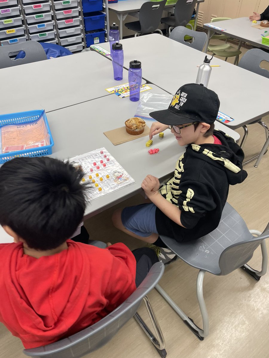 ThomsonSchool's tweet photo. This morning consisted of Muffins and Math! Students (and staff) had a blast mixing things up this morning and working with other Tigers! @RegPublicSchool https://t.co/JpTSAsUoTH