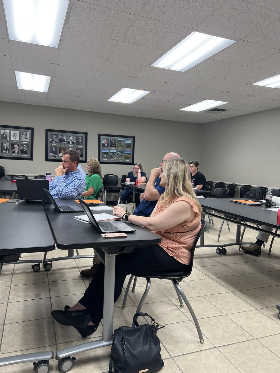 SpikeAnnie's tweet image. Great MTSS discussion between school administrators!  And, led by our amazing coach #MarshallProud