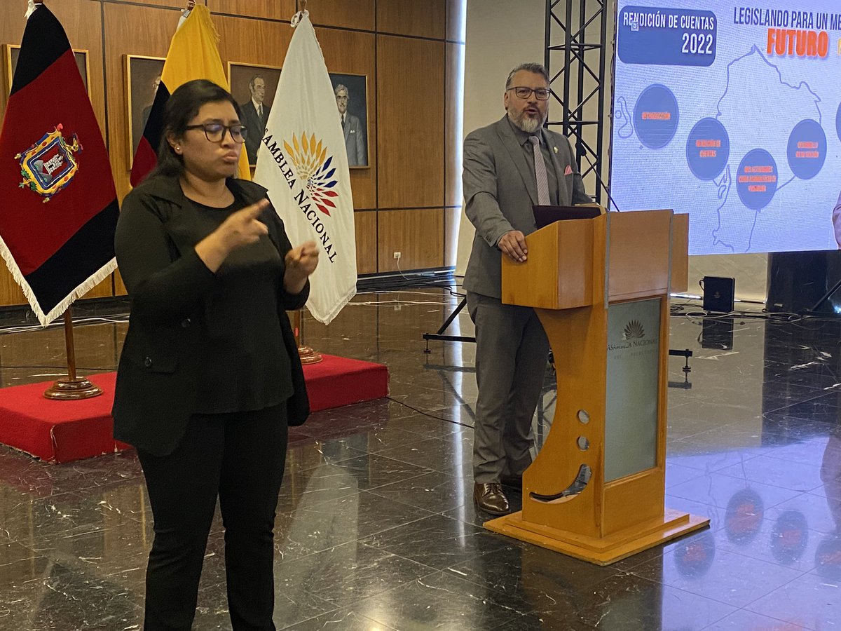 Listas 12 Transforma tweet media