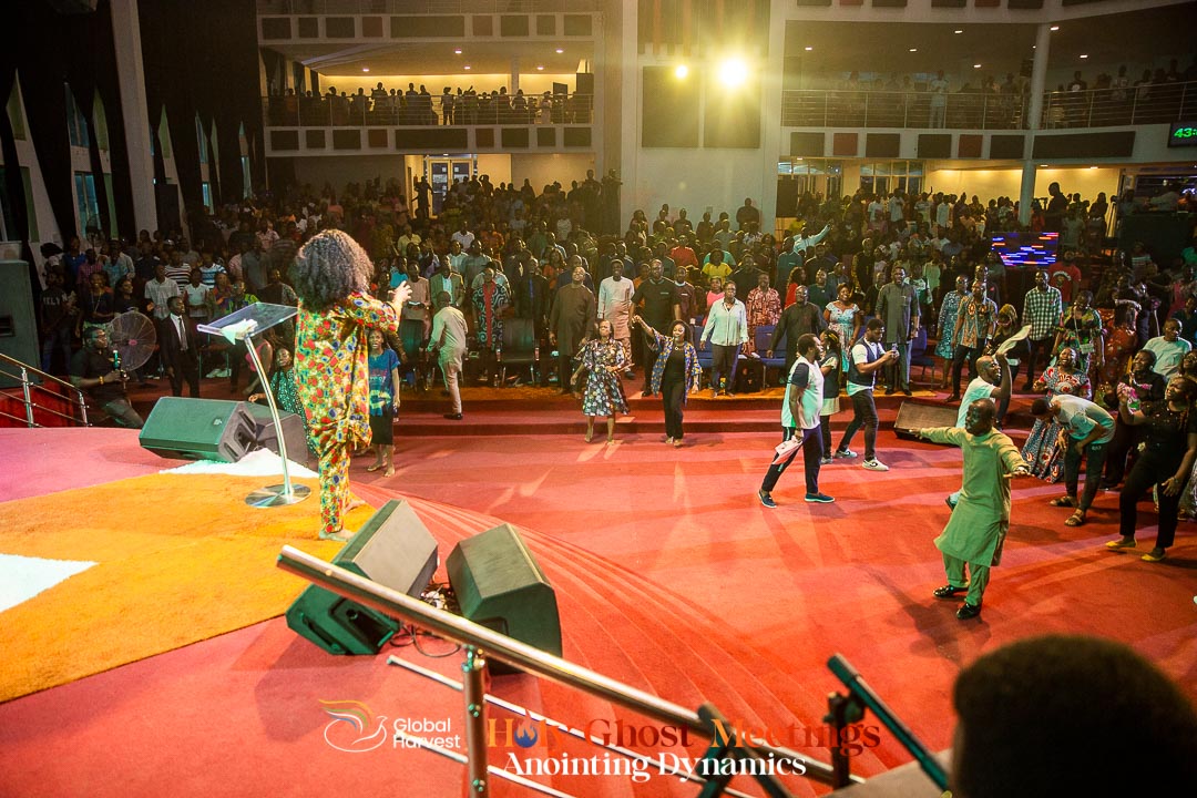 gharvestglobal's tweet photo. When you behold the Word, you will worship and pray. Everything is in the Word.
@victoriaorenze
#WordofGod #HGM2023 #ghchq #GlobalHarvestChurch #AnointingDynamics #HolyGhost #eveningsession #worship https://t.co/qcm7o3VYjv