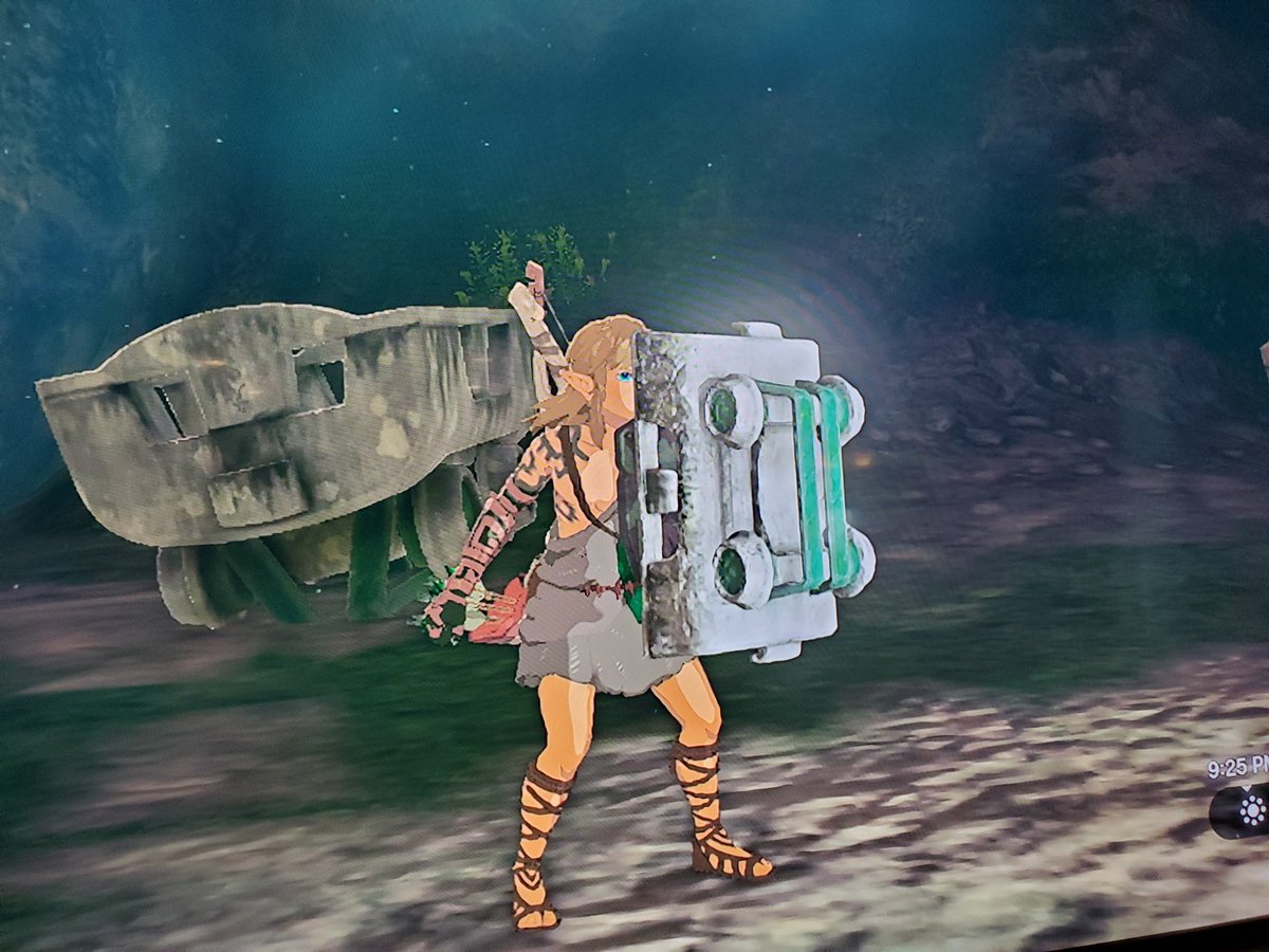 DylanBrace's tweet photo. I fused a minecart to my shield.

Now I have a skateboard.

#TearsOfTheKingdom #Zelda https://t.co/rdxZTQ3bCx