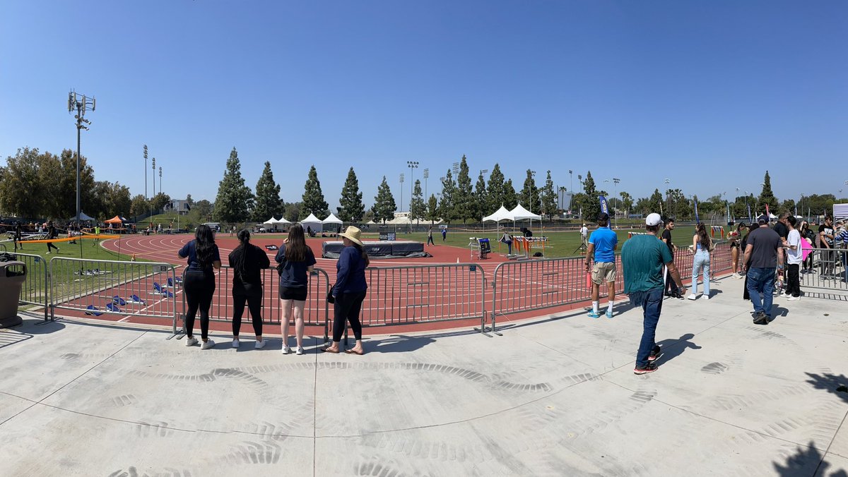 Out here supporting @UCR_trackfield at CSU Fullerton for conference championships 
Let’s go Highlanders