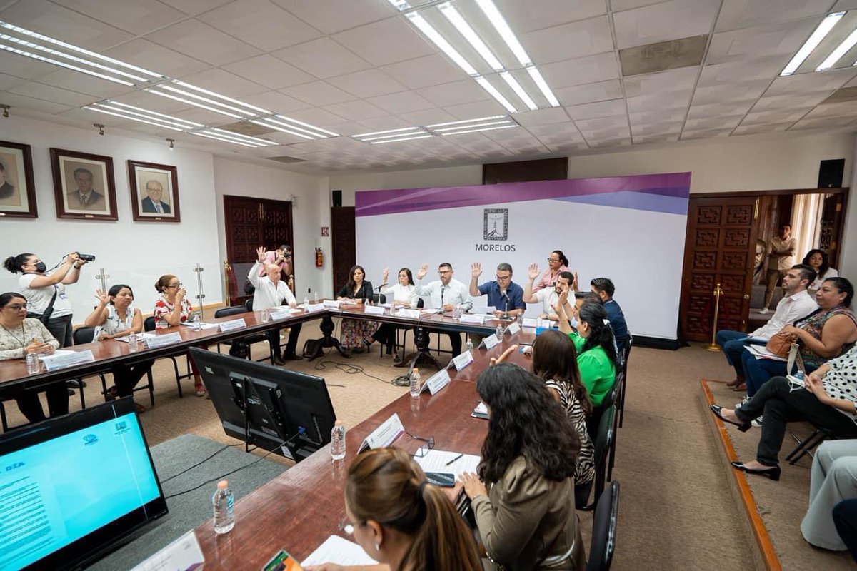 SG_Morelos's tweet photo. Aportan integrantes e invitados del GEPEA indicadores al plan de trabajo 2023 https://t.co/Lb1j2Cb19G https://t.co/GVxnNM7LPB
