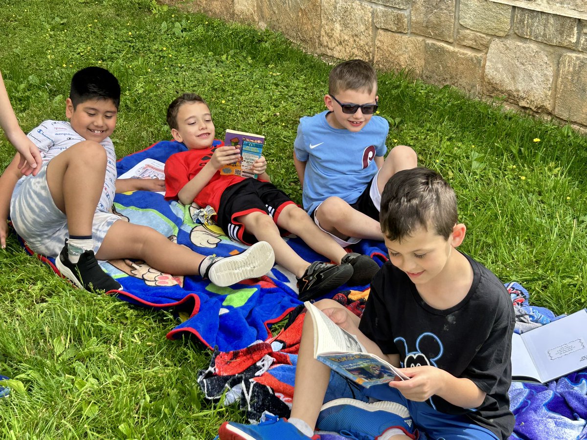 Beth Traczykiewicz tweet media