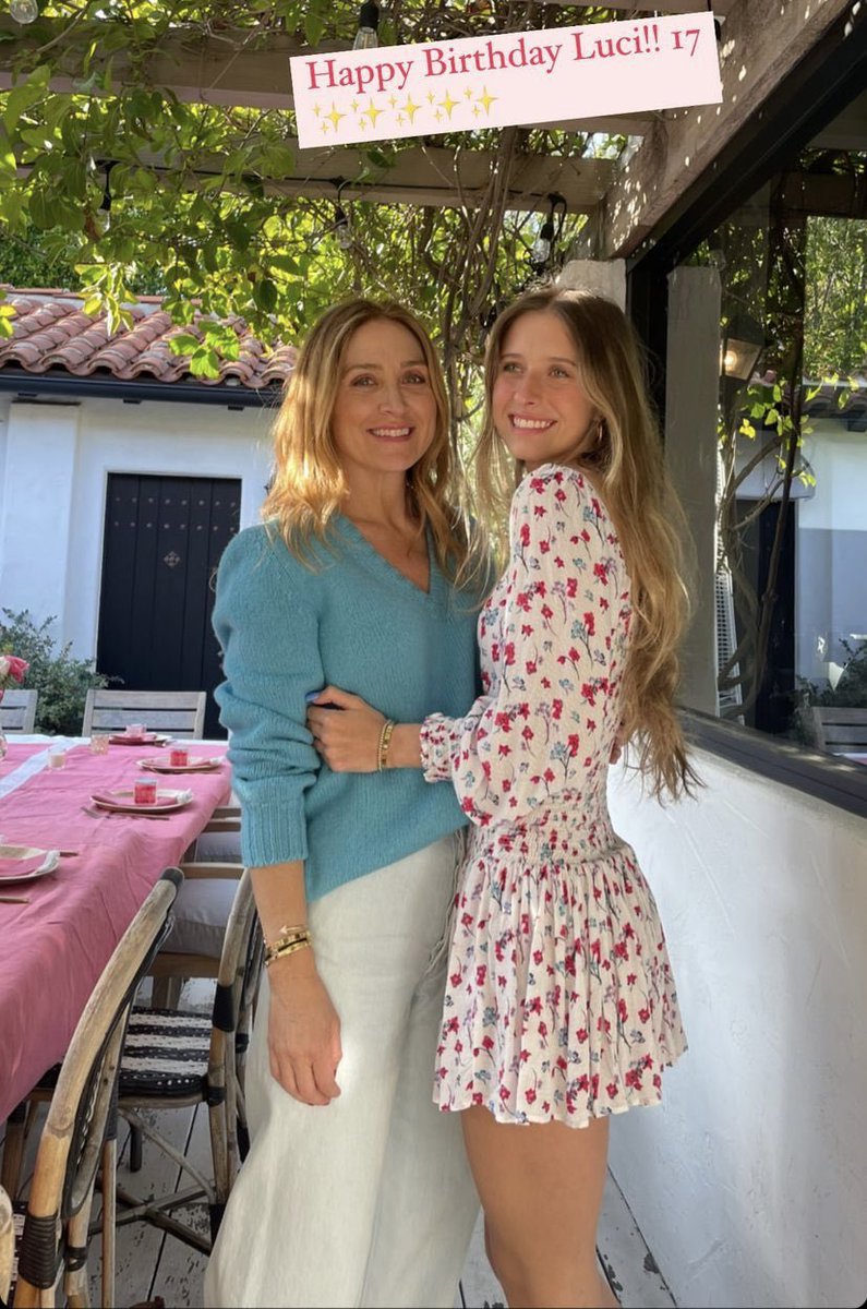 How beautiful are these new pics from Sasha’s IG❤️❤️ celebrating Lucia’s 17th Birthday🎉🥳