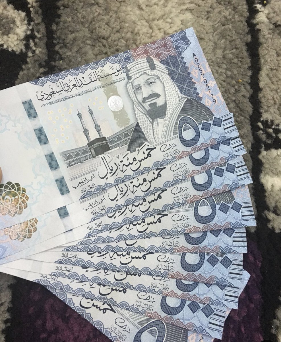 sakeradaby's tweet photo. صعب نقوى تكاليف الحياة الكليفة
والطمع في عيال الناس صعب اجتثاثه

لاجلها كنت احط مع الوظيفة وظيفة 
واتركتني عشان اللي فلوسه وراثه

#ساخر https://t.co/By36rcXX2w
