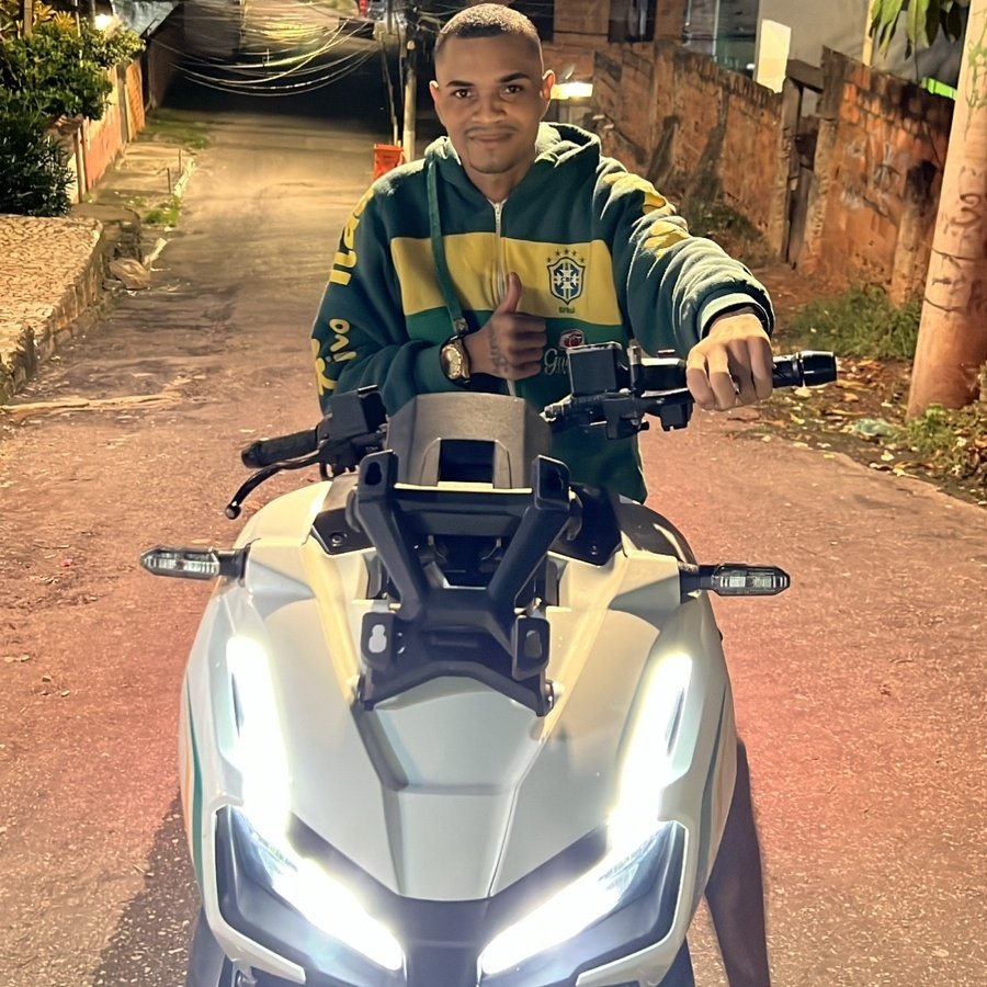 meninodeouro_79's tweet photo. Mo paz o cpx https://t.co/DZpgYeY2vu