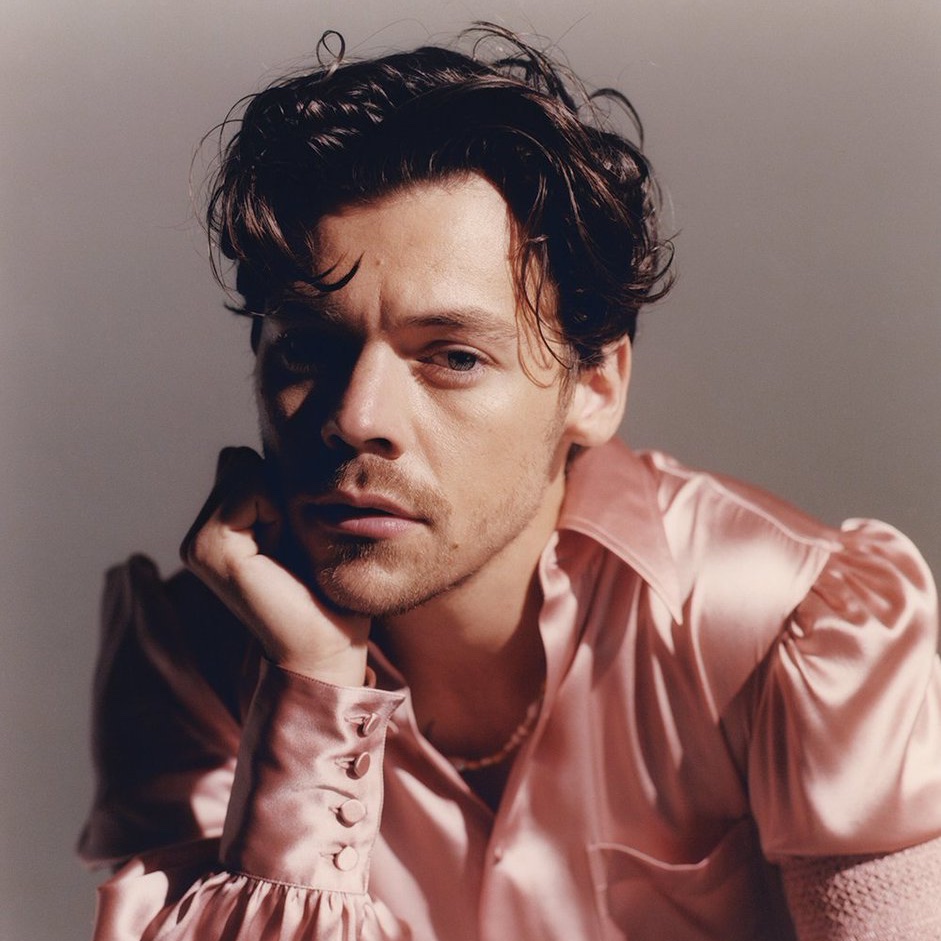 .<a href="/Harry_Styles/">Harry Styles.</a>' "Daydreaming" is now certified Silver in the UK.