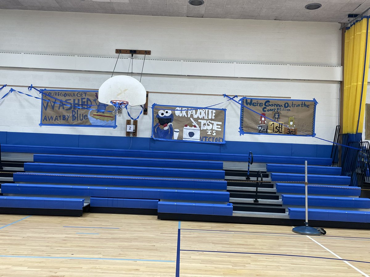 ArdsleyMS's tweet photo. Sports Night, 2023 … never gets old!!!!!

Blue, Gold, White, or Red?  Who takes it this year. https://t.co/8U8Hmk2n9S