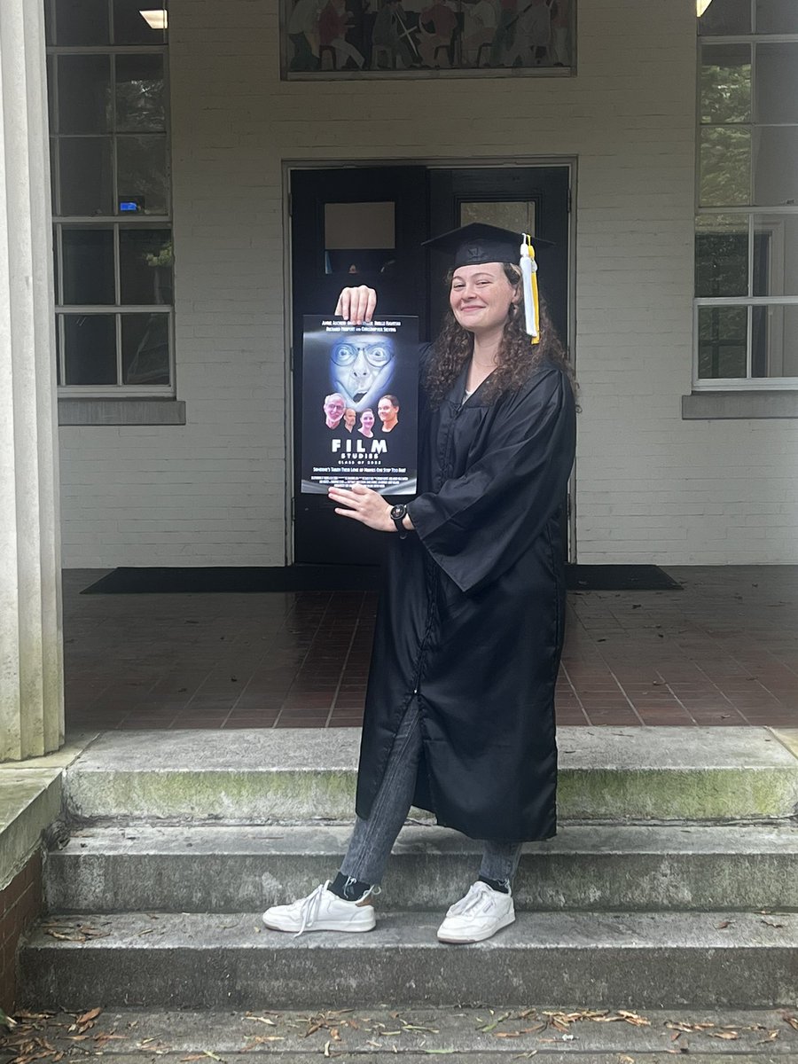 Congrats Morgan!!! We love you!! ❤️🎓 #UGAgrad