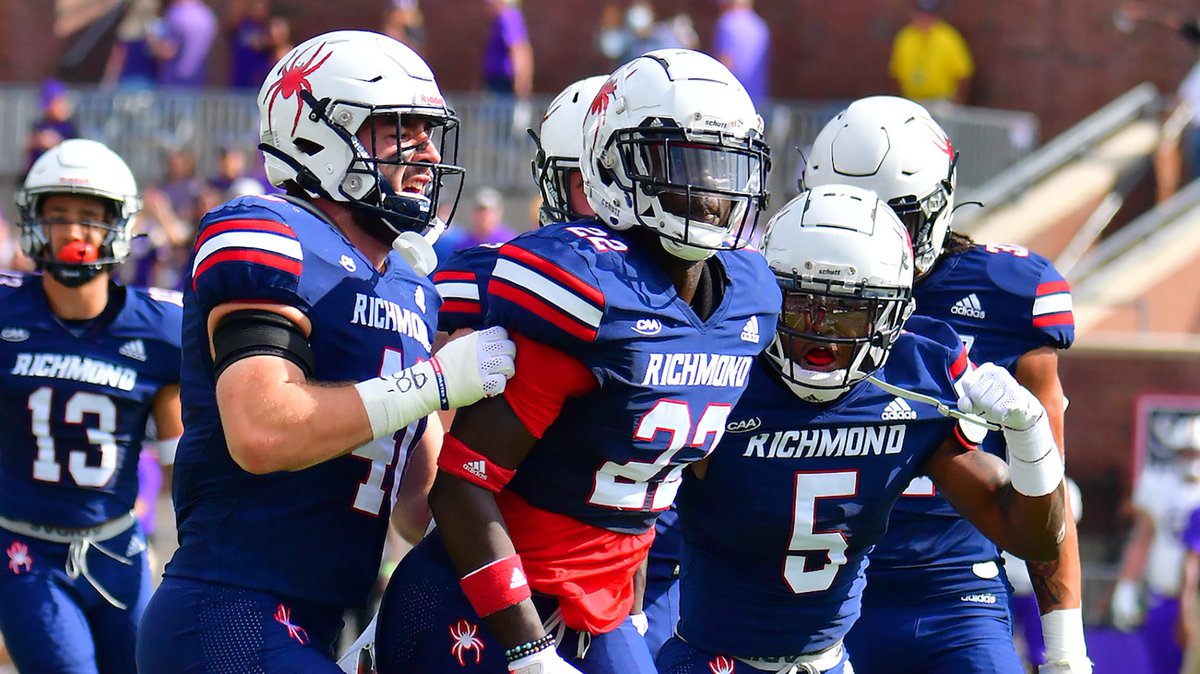 After having a talk with @C_Ellis85 I am Blessed to receive a division 1 offer from The University of Richmond !! #OneRichmond @CoachBlunt10