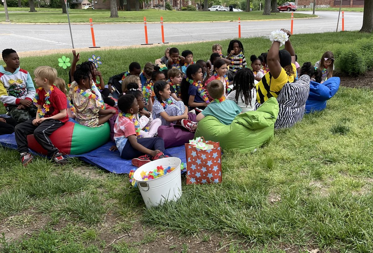 UCITYLEARNS tweet media