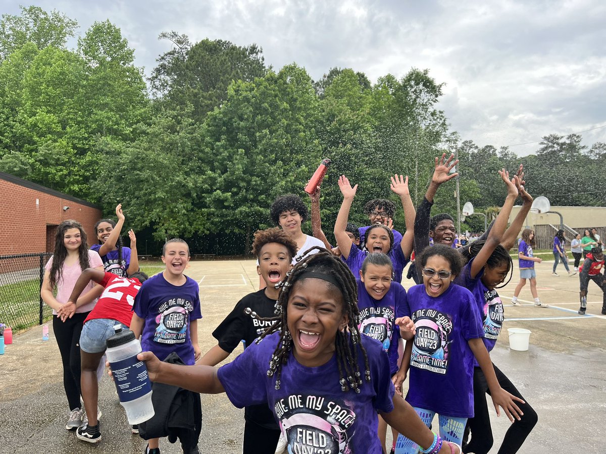 Megan Baker tweet media