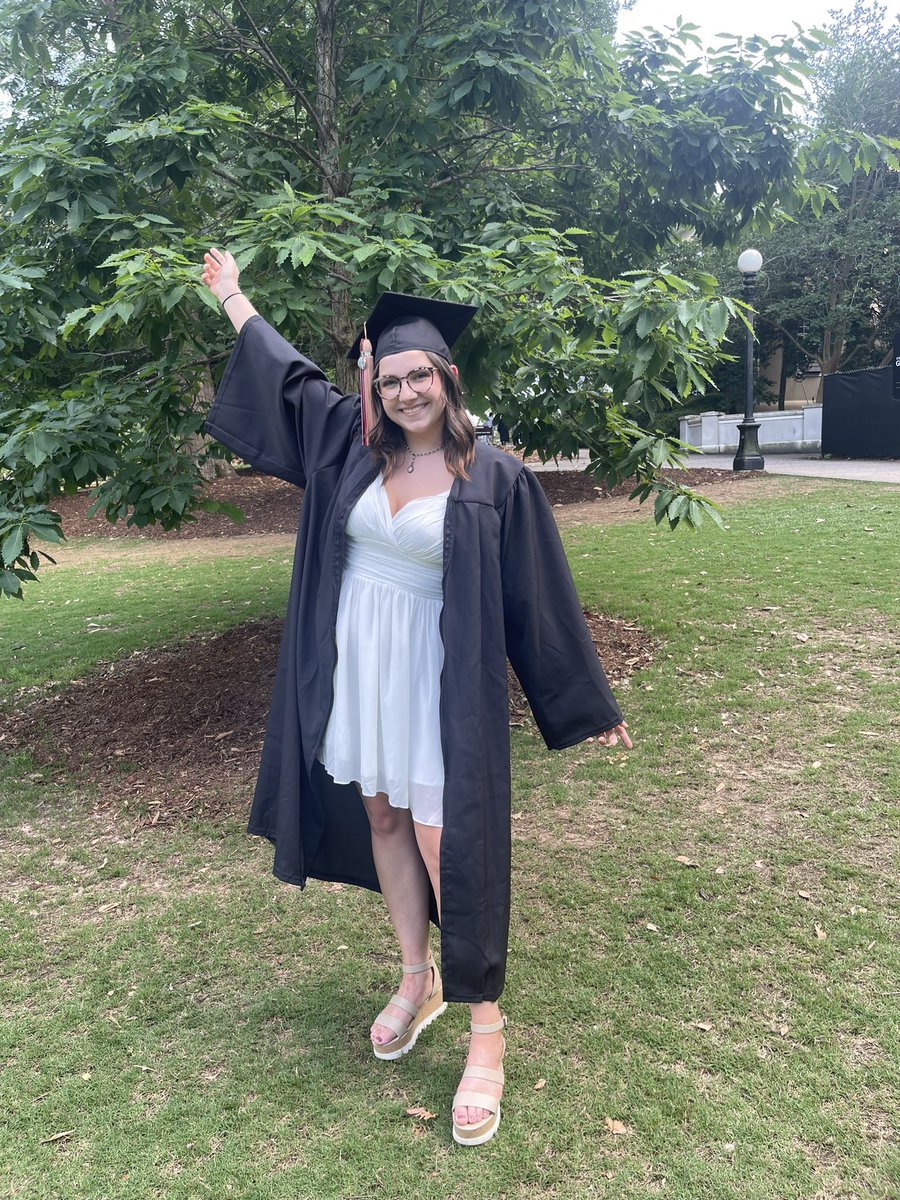 DrHeadMath's tweet image. Congrats Megan!! We are so proud off you!! #UGAgrad