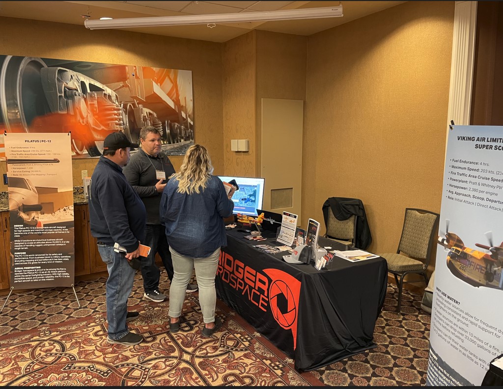 FireTracApp's tweet photo. Great week in Helena at the #MontanaDisasterForum  
We met with state, county, local &amp; federal disaster coordinators to showcase #FireTrac &amp; our capabilities of capturing disaster imagery such as #floods &amp; #wildfires https://t.co/wMzUyz0l8G