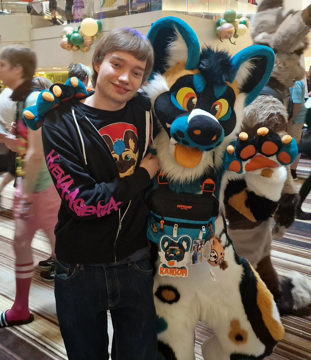Swift (@swiftawd) on Twitter photo Stumbled across another wild dog, <a href="/wildRansom/">ππΌππππβ¨οΈ</a>, this #FursuitFriday on #FWA2023 :D
πΈ <a href="/nahalo95/">Nahalo|Lightning π AWO</a> Stumbled across another wild dog, <a href="/wildRansom/">ππΌππππβ¨οΈ</a>, this #FursuitFriday on #FWA2023 :D
πΈ <a href="/nahalo95/">Nahalo|Lightning π AWO</a>