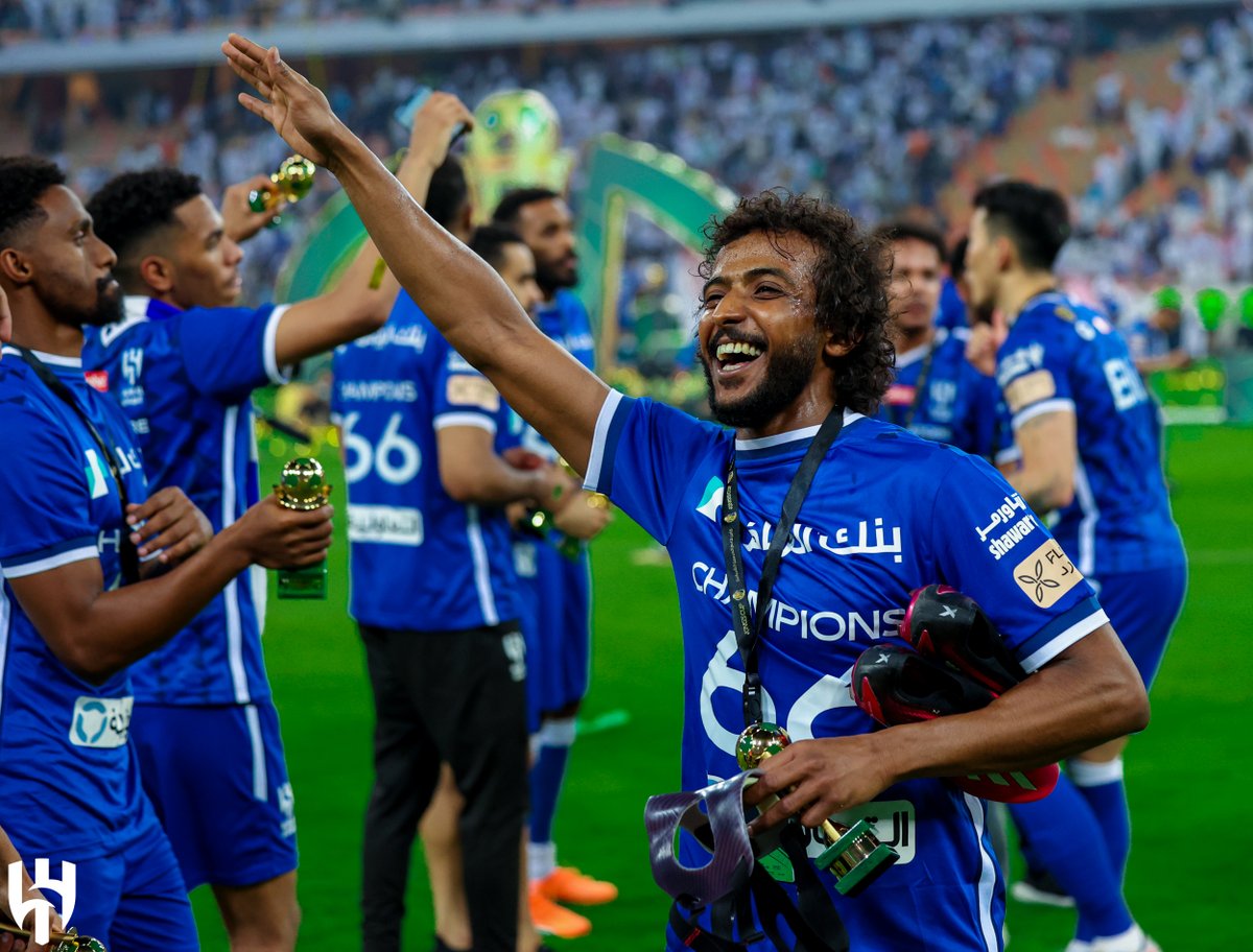 🏆 #الهلال يكتب "التاريخ" بحضور "المستقبل" 😍💙

#الهلال_٦٦بطولة