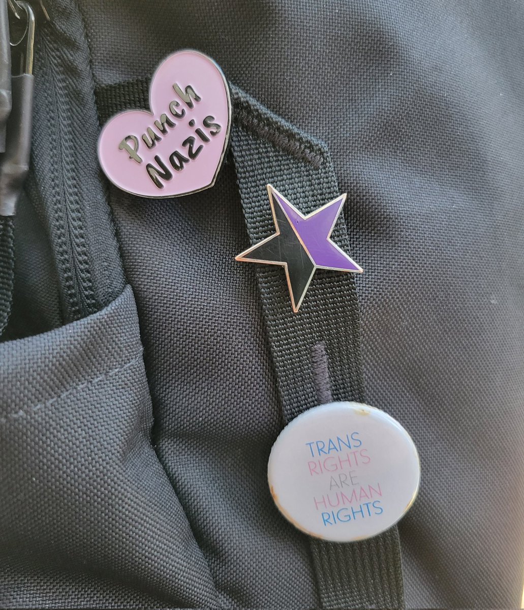MorganeOgerBC's tweet photo. Punch nazis pin on a backpack. Also, use the law for its intended purpose.
#QueersBashBack (with our words). https://t.co/QuEvBqrmUg
