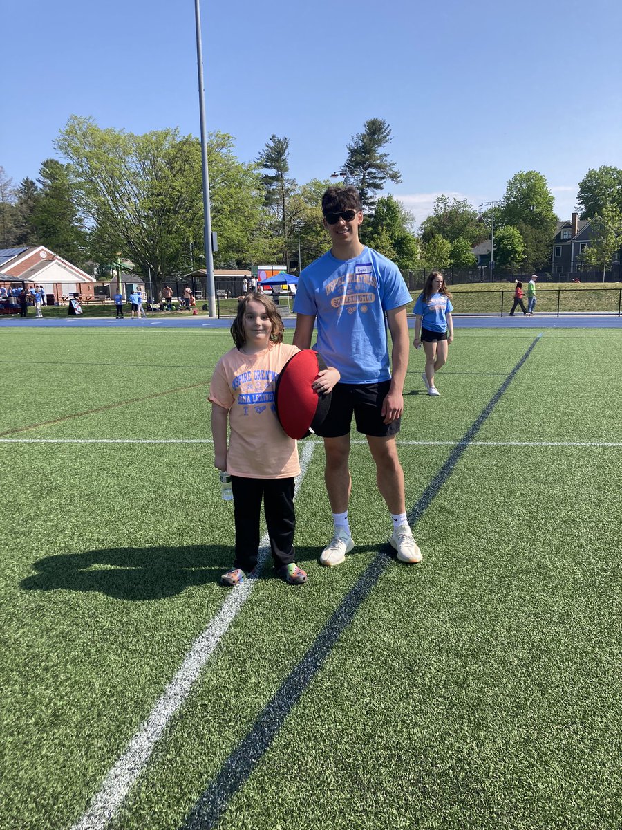 lexhoops's tweet photo. Lucky and Blessed to be part of Special Olympics Day at LHS. Proud for all the athletes and volunteers! The best day of the year! Lots of Sun smiles and laughs. https://t.co/OSEimiYuyx